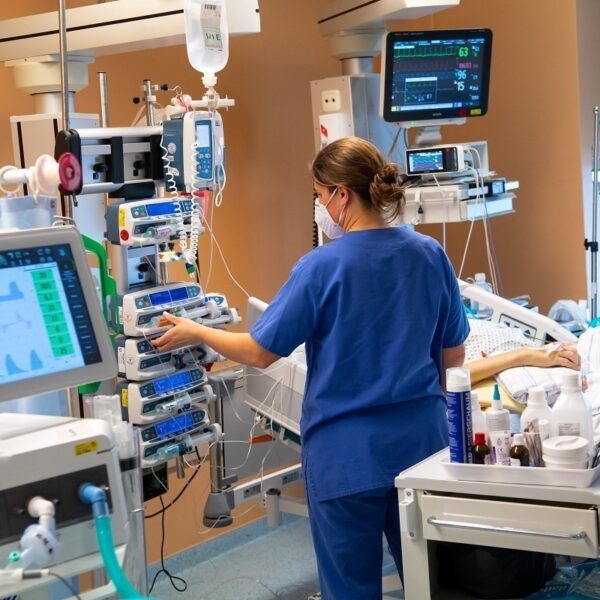 Enfermagem em Unidade de Terapia Intensiva 3